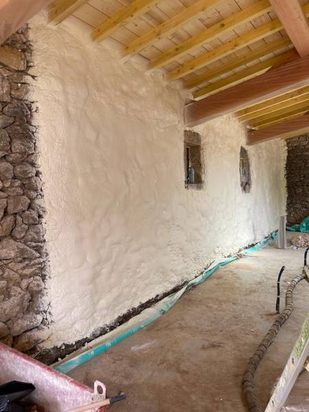 Isolation thermique des murs dans la rénovation en Gironde